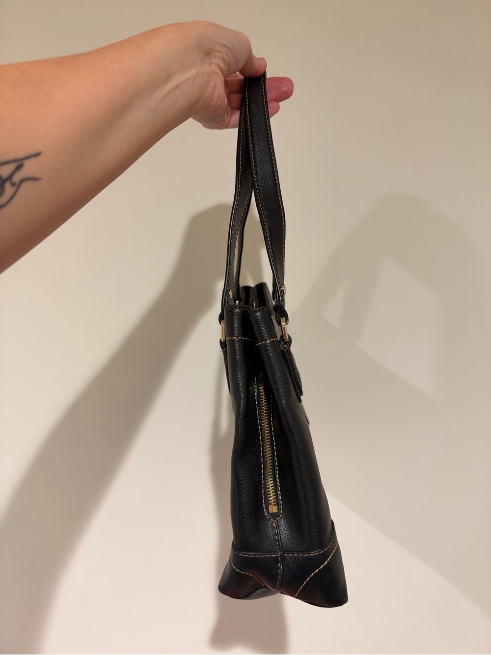 Liz Claiborne Y2K Black Leather Shoulder Bag - Picture 2 of 5